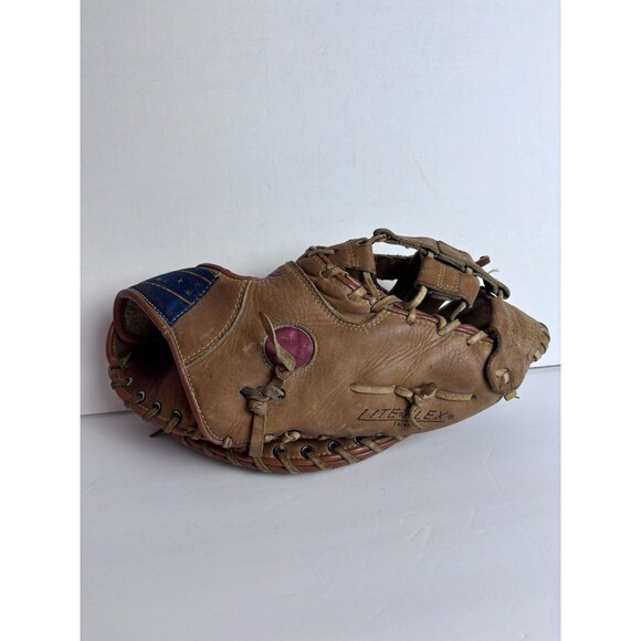 Mizuno MT3045 Pete Rose 1st Base Basemen RHT Glove Mitt Vintage 80’s Baseman - Picture 1 of 8